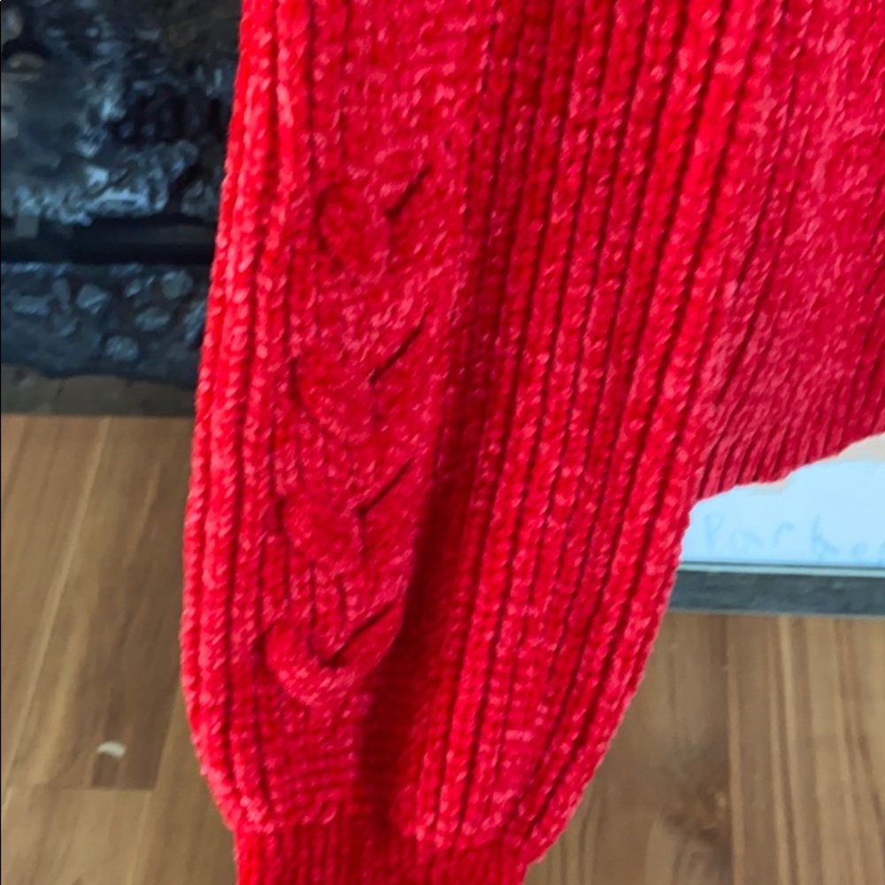 Red sweater - Picture 2 of 2